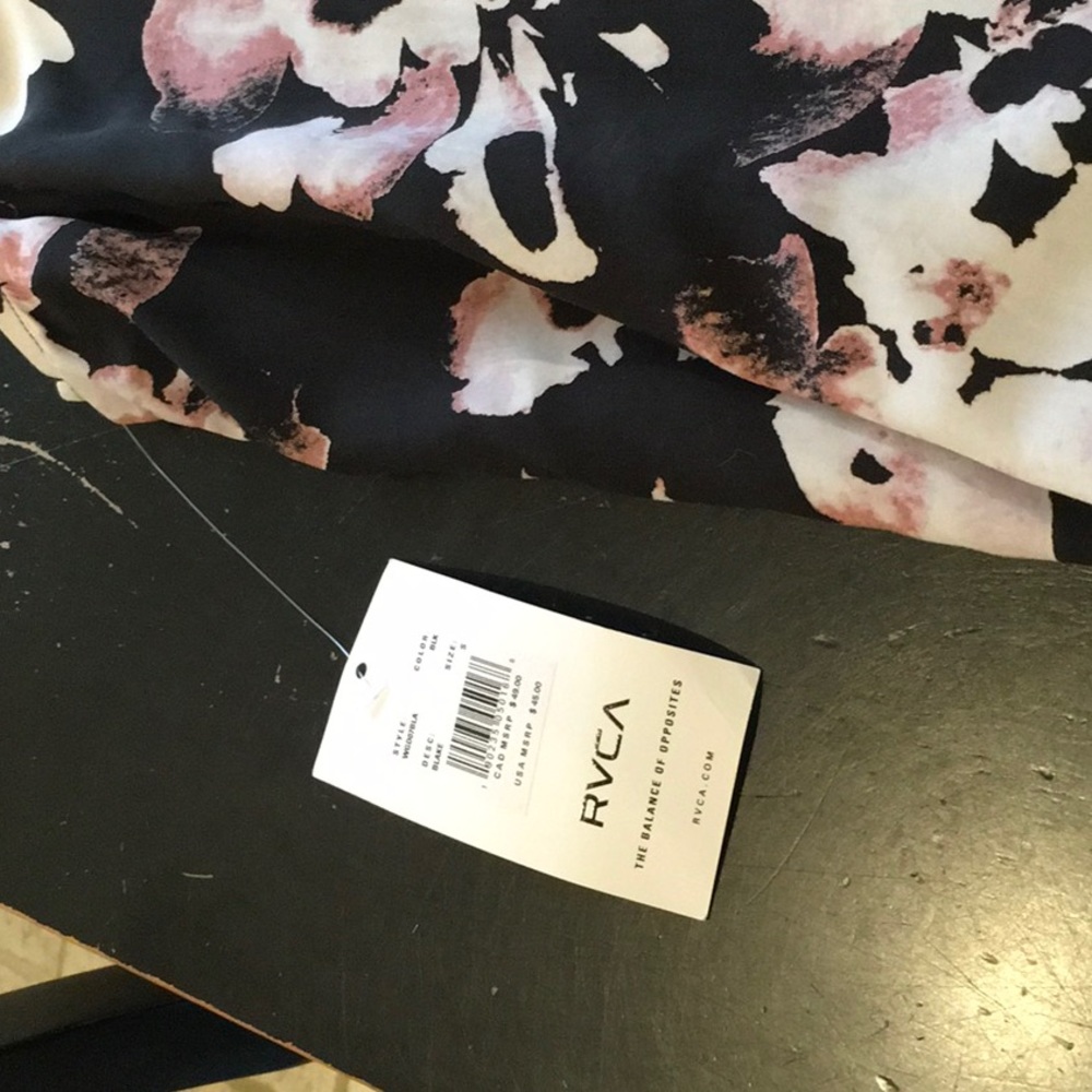 Rvca sleeveless shift sundress